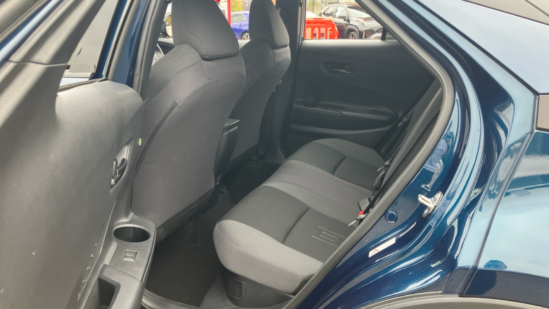 Toyota C-HR 1.8 Hybrid Design 5dr CVT Hybrid Hatchback